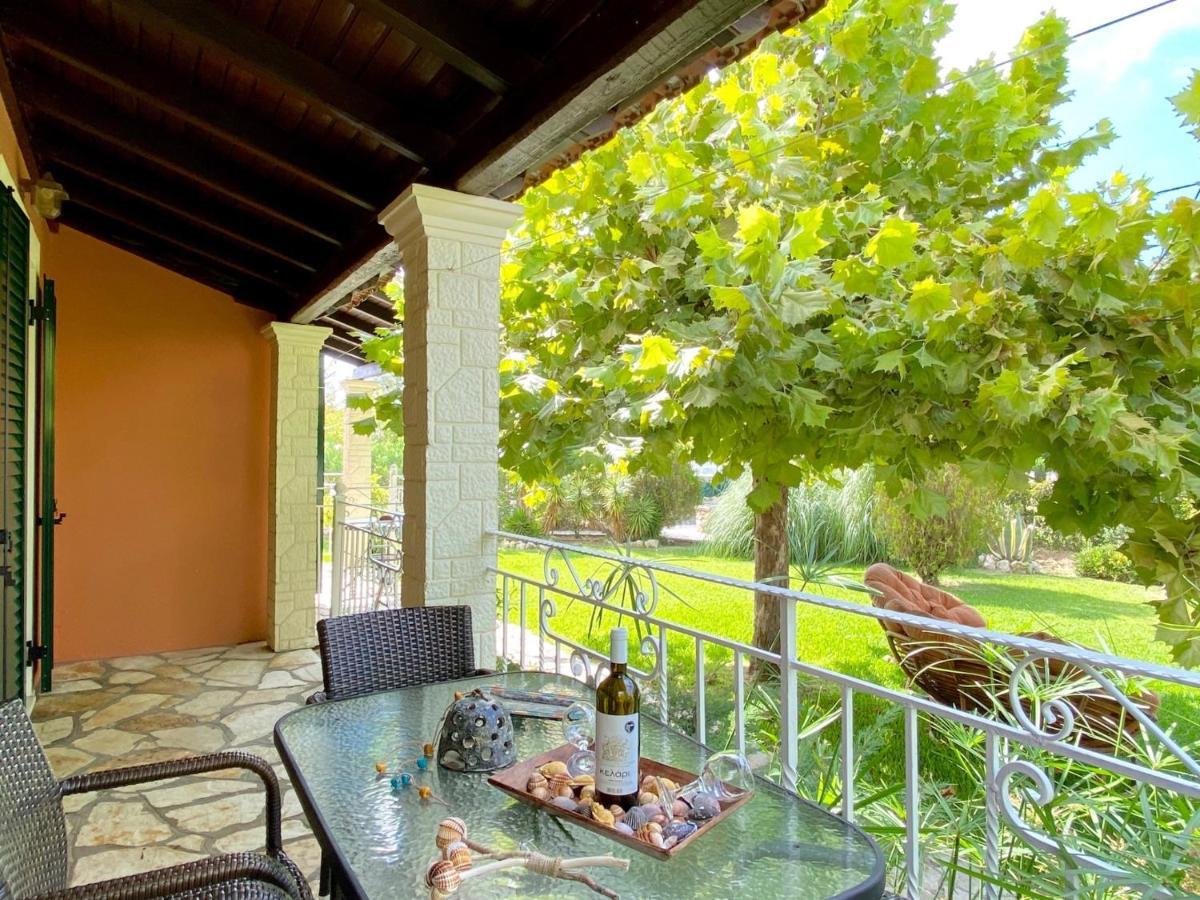 Asteraki Beach House By Dadovillas Acharavi  Esterno foto