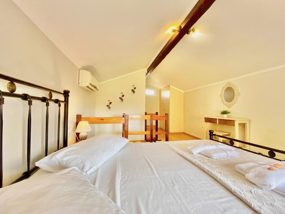 Asteraki Beach House By Dadovillas Acharavi  Esterno foto